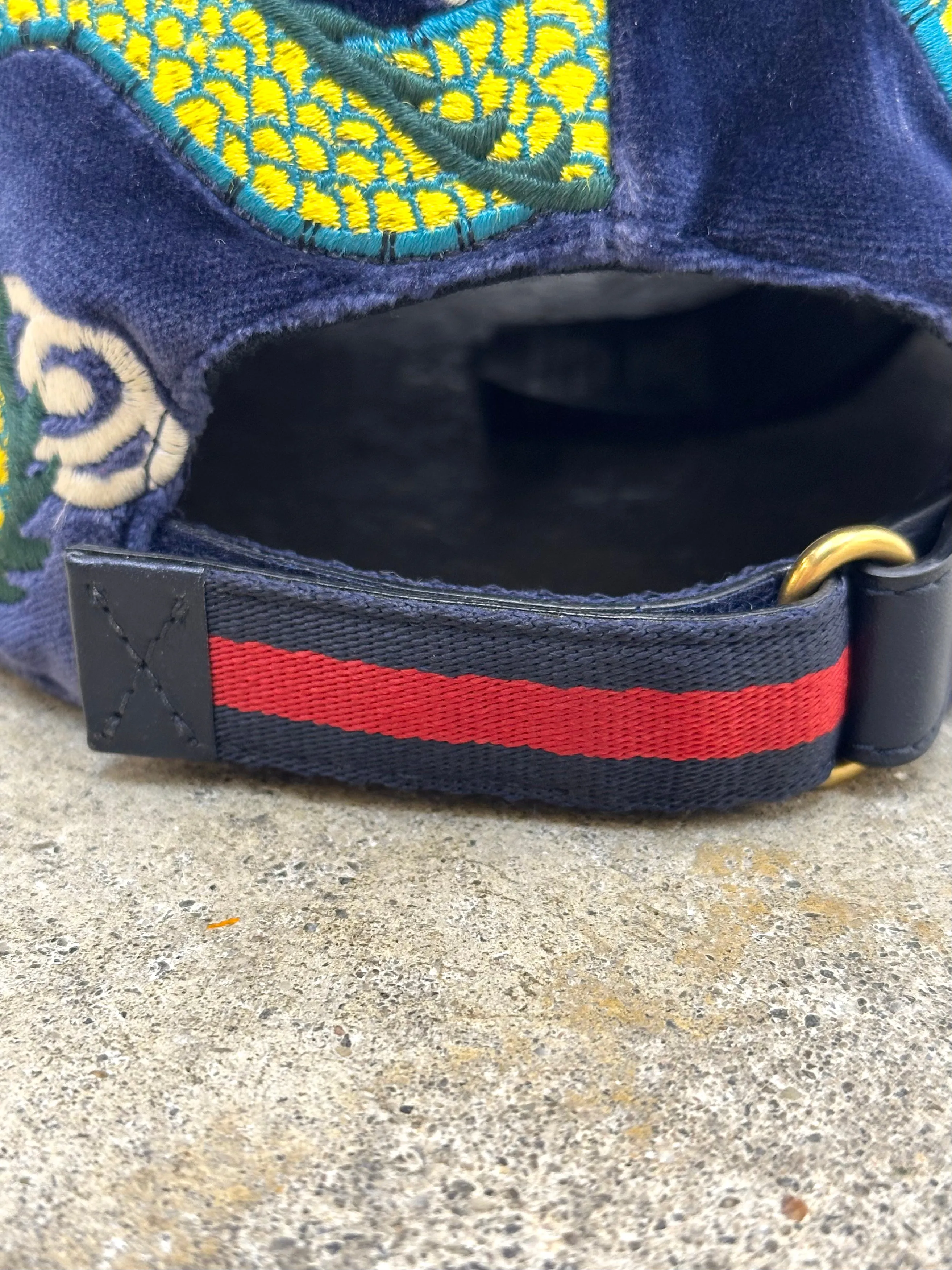 2017 Gucci Velvet Dragon Embroidered Cap