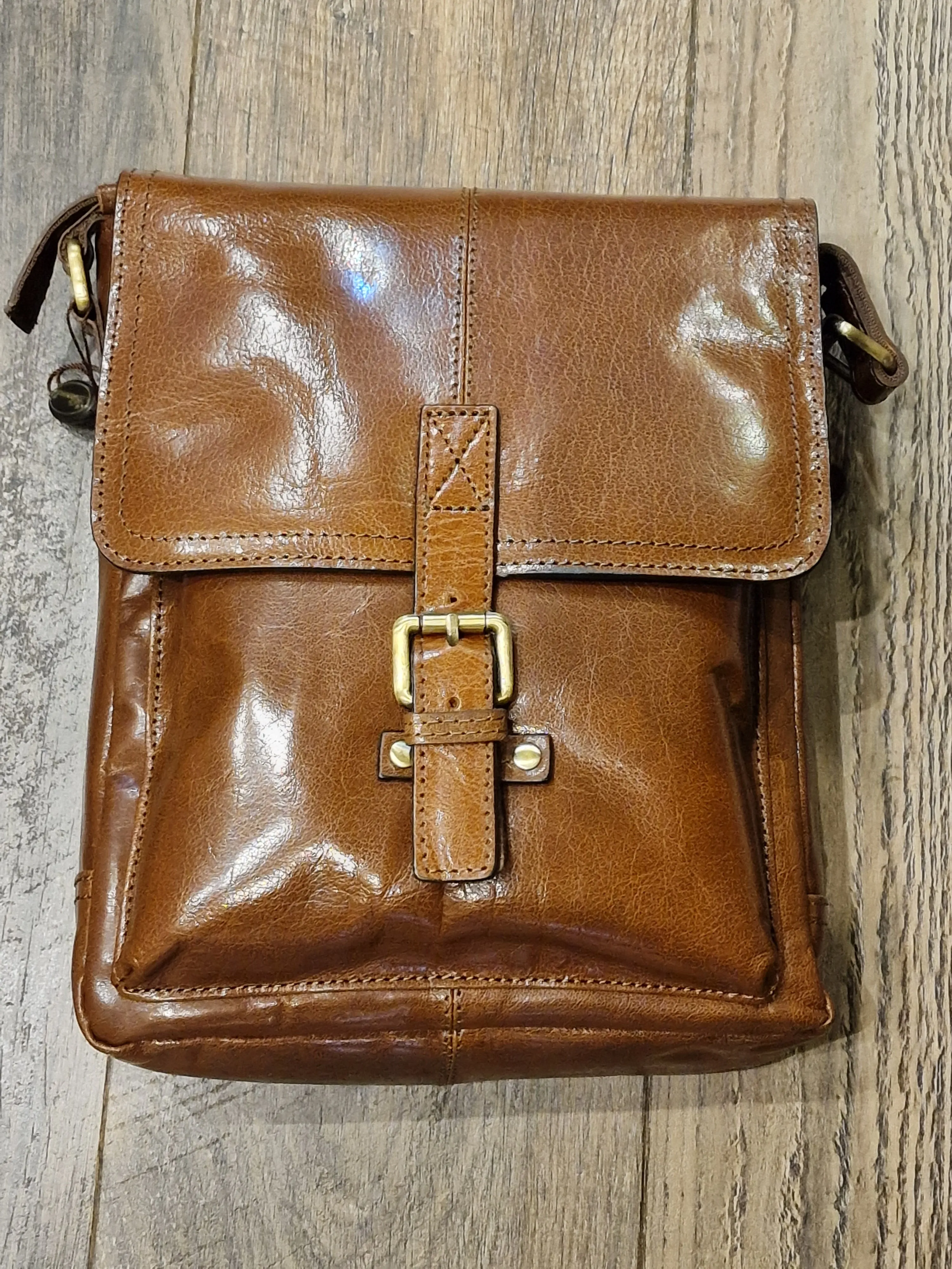 Ashwood Benjamin Leather Messenger Bag