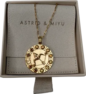 Astrid & Miyu Sagittarius Bold Zodiac Pendant Necklace In 18k Gold