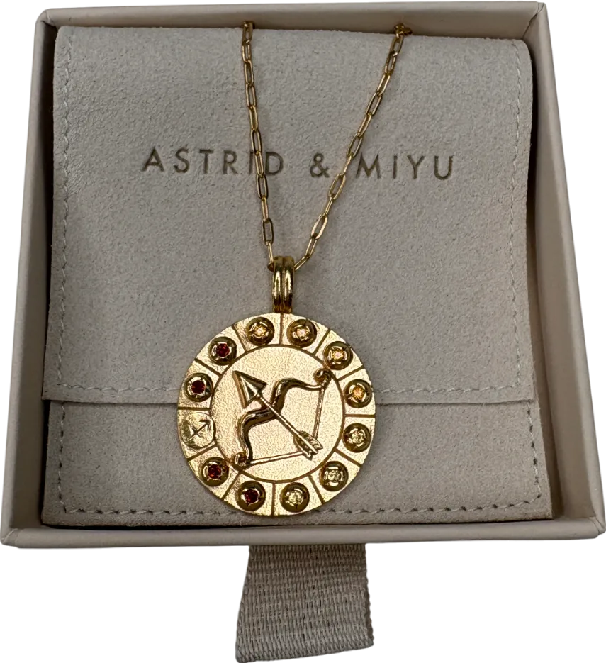 Astrid & Miyu Sagittarius Bold Zodiac Pendant Necklace In 18k Gold