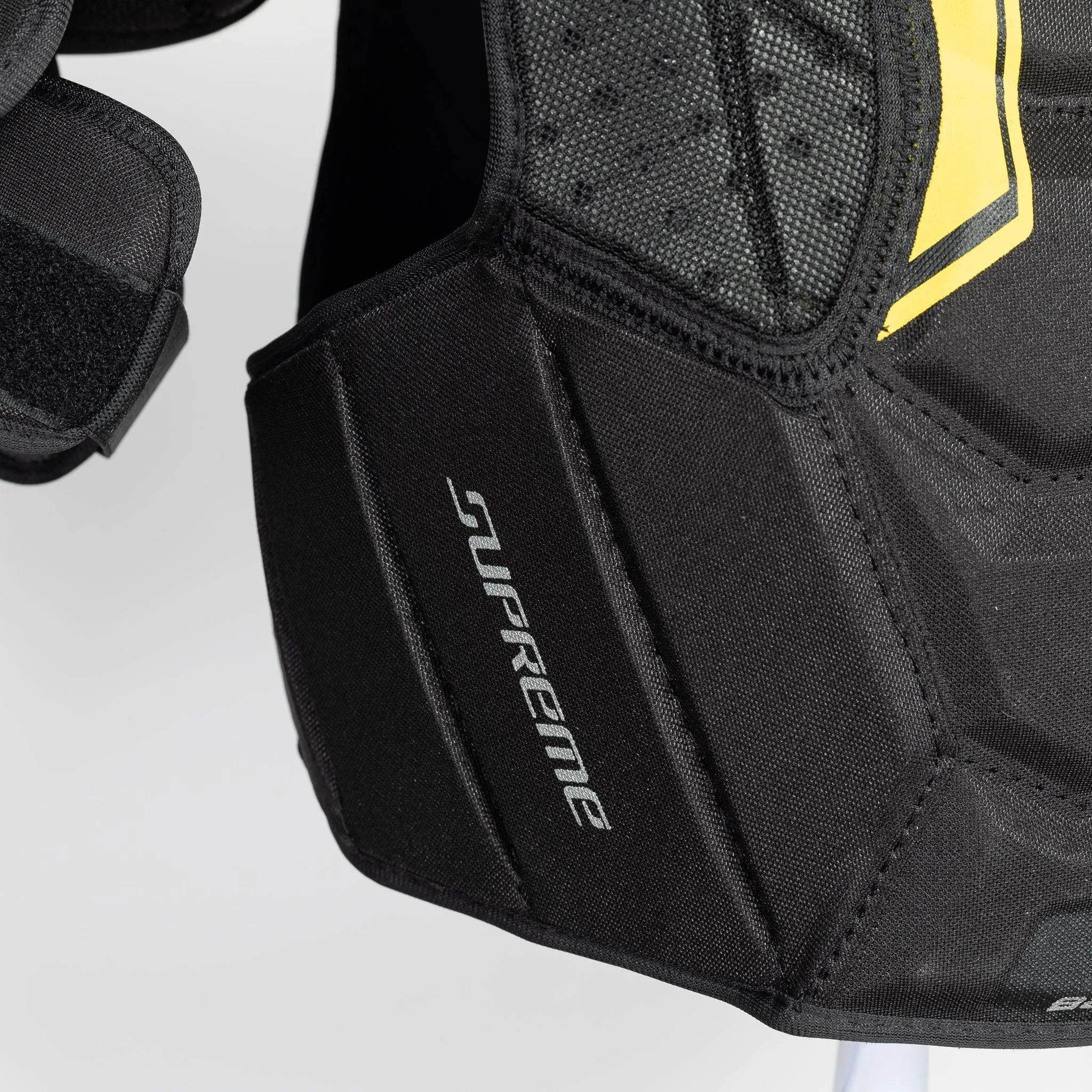 Bauer Supreme Matrix Intermediate Hockey Shoulder Pads