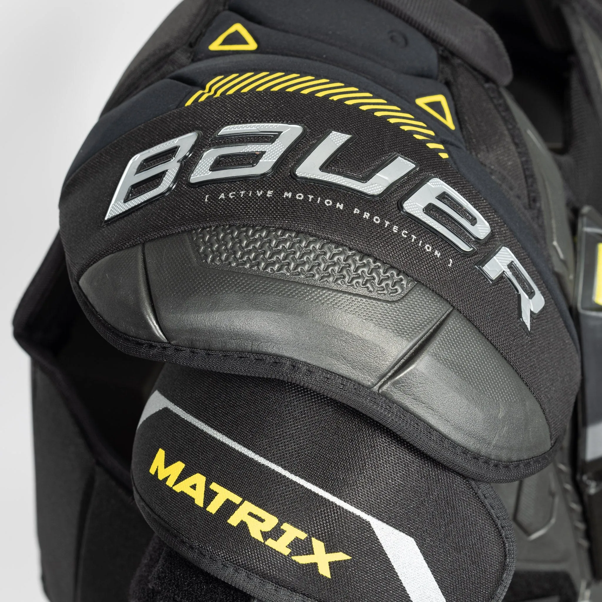 Bauer Supreme Matrix Intermediate Hockey Shoulder Pads