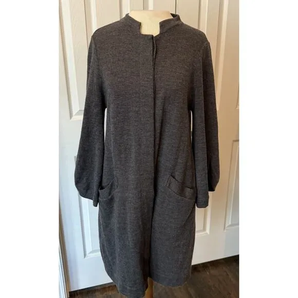 BCBGMAXAZRIA Sweater Jacket Women MED 100% Merino Wool Cardigan Knee Length Work