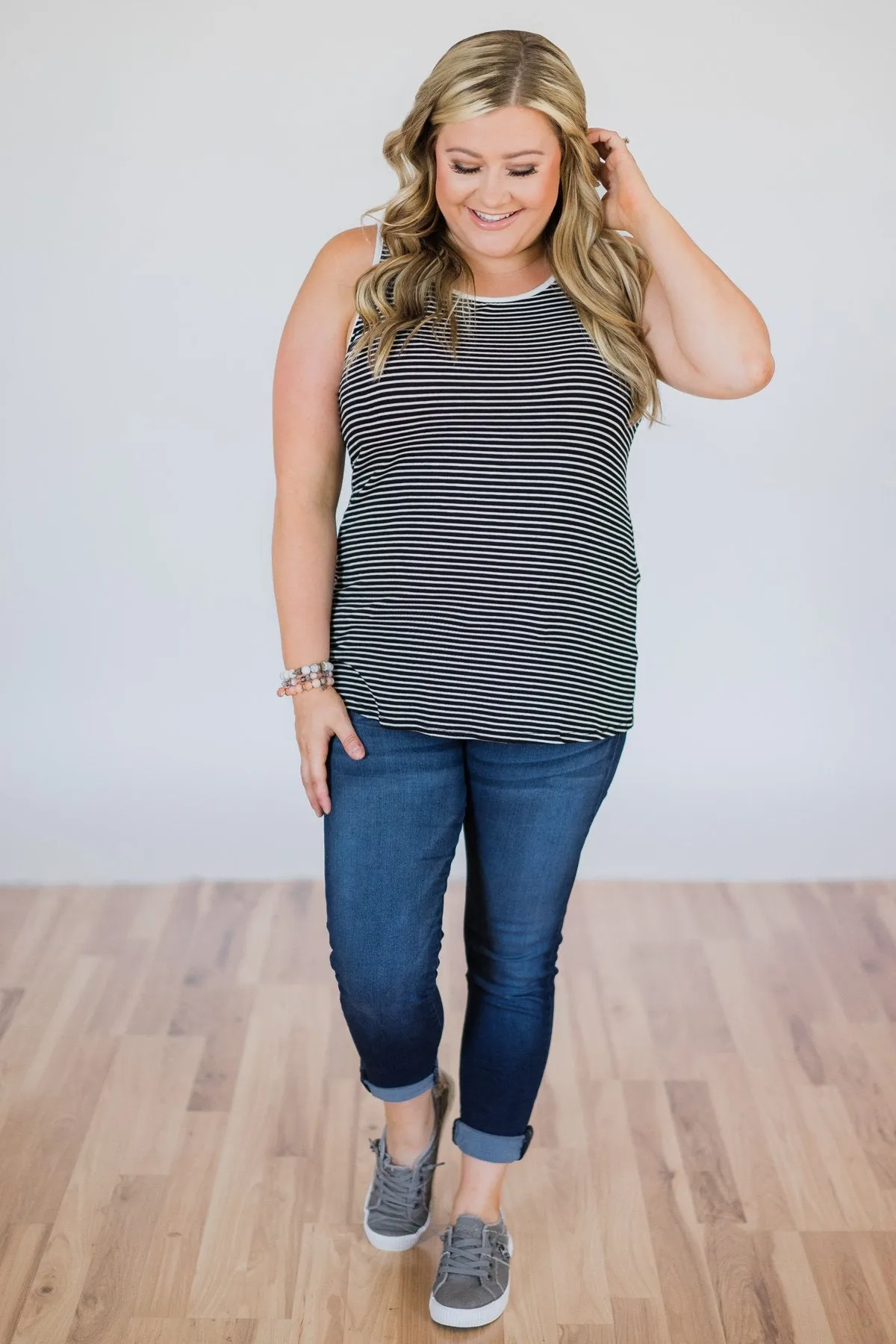 Casual Back Keyhole Striped Tank Top- Black & White