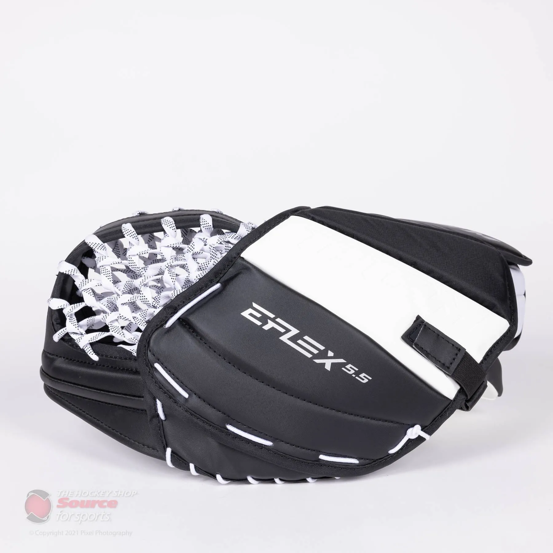 CCM Extreme Flex E5.5 Senior Goalie Catcher - Source Exclusive