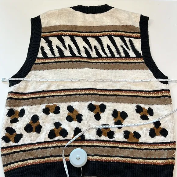 Christopher Banks - L, vintage vest, safari, floral, beaded