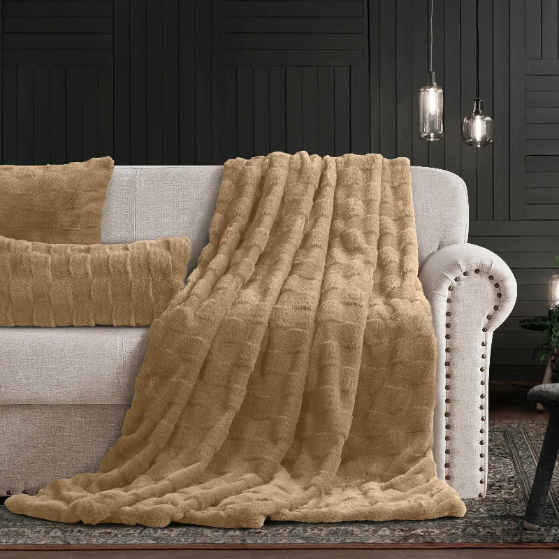 Cotton Co Prague Faux fux Throw 120 x 180cm Stone