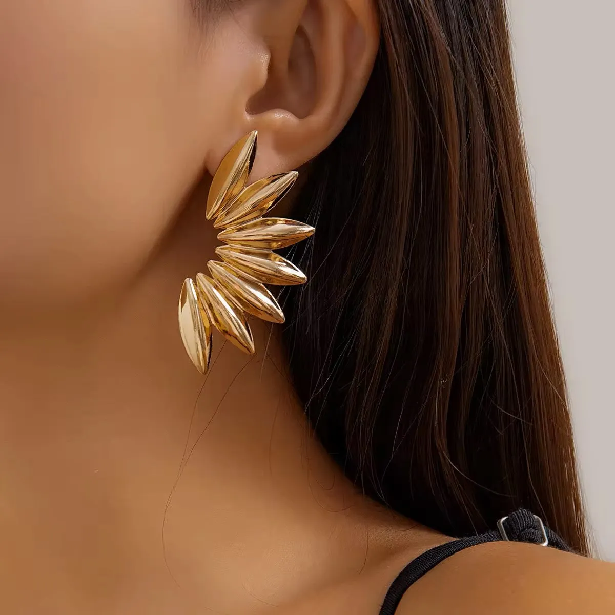 Creatively Steampunk Metal Half Flower Stud Earrings