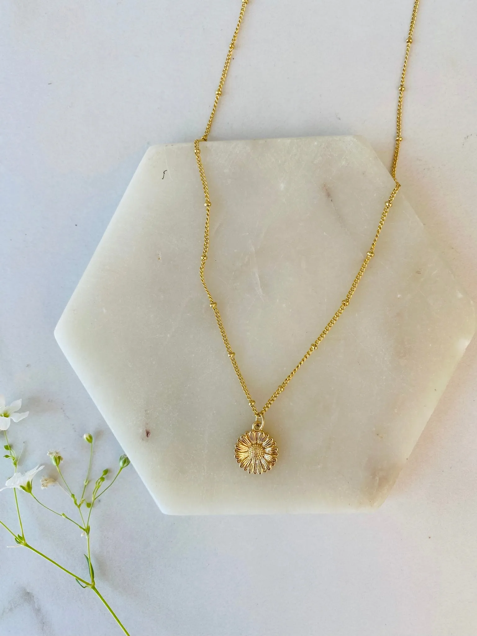 Daisy Flower Pendant