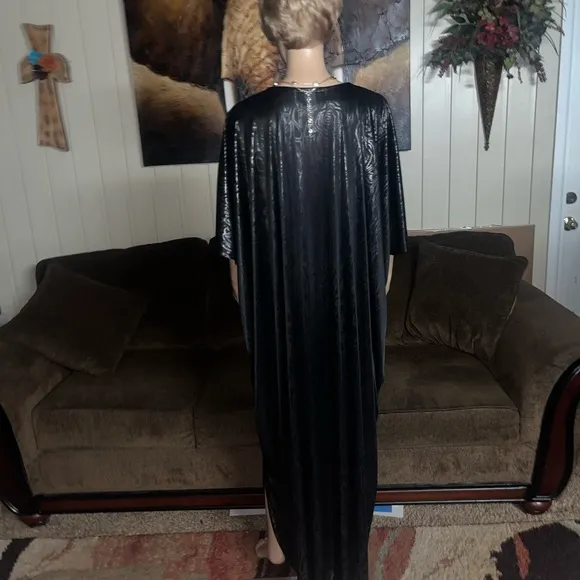 David Brown California • One Size • Shiny • Safari • Boho • Black • Nightgown