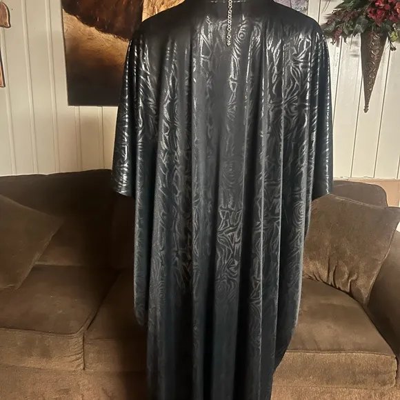 David Brown California • One Size • Shiny • Safari • Boho • Black • Nightgown