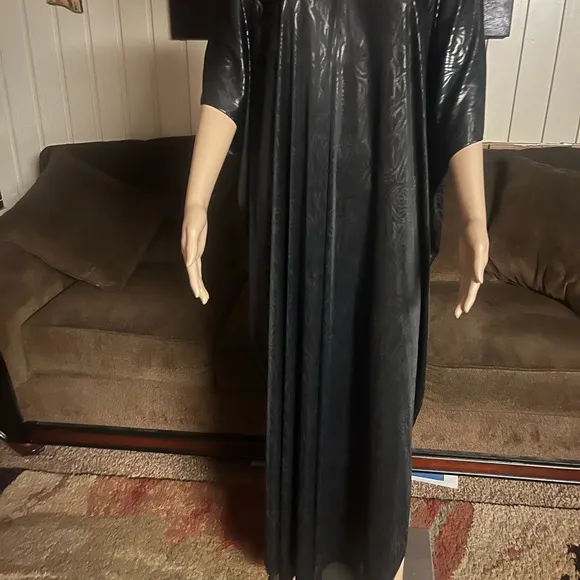 David Brown California • One Size • Shiny • Safari • Boho • Black • Nightgown