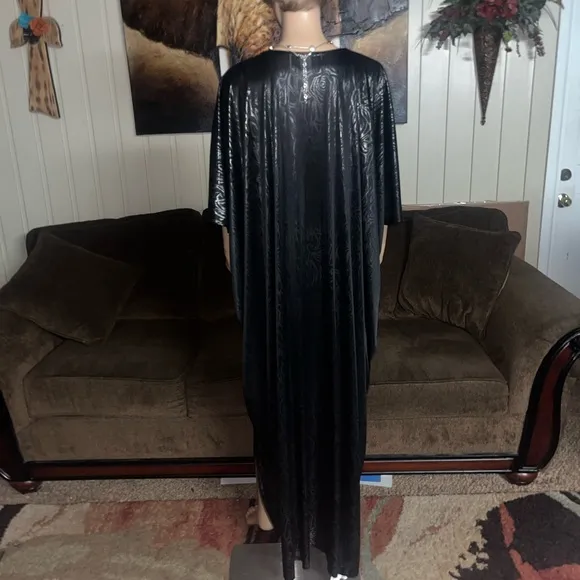 David Brown California • One Size • Shiny • Safari • Boho • Black • Nightgown