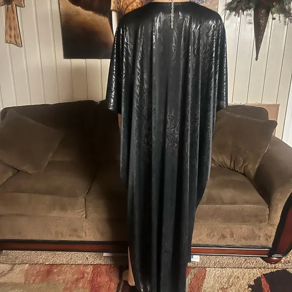 David Brown California • One Size • Shiny • Safari • Boho • Black • Nightgown