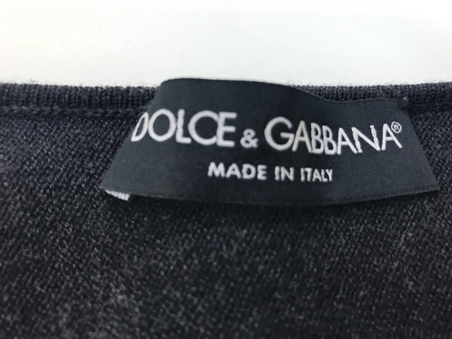 DOLCE & GABBANA Gray Wool Long Sleeve V-neck Sweater Size 38