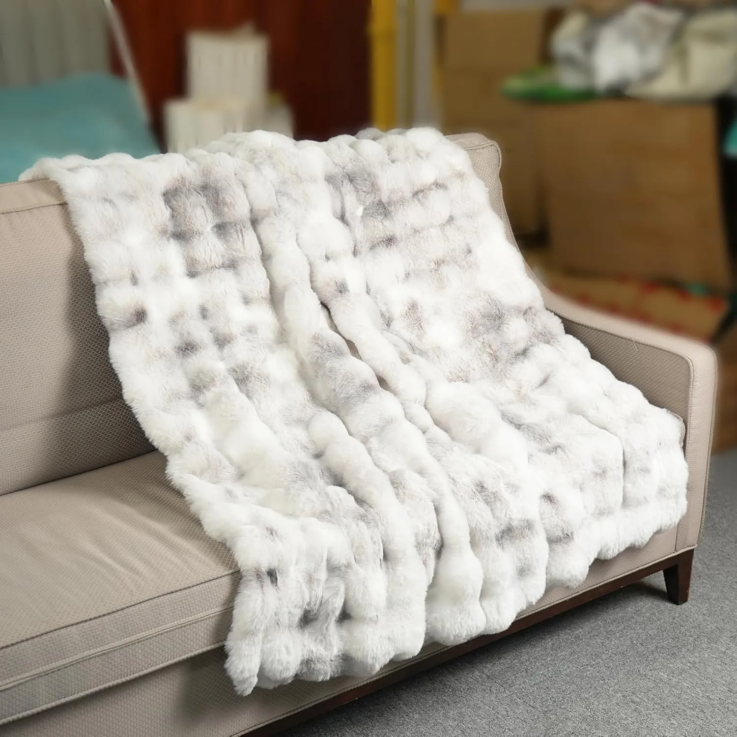 DREAMLANDING Faux Rabbit Fur Blanket (Grey Tie-dyed, 130x150cm) condition new, no original packaging