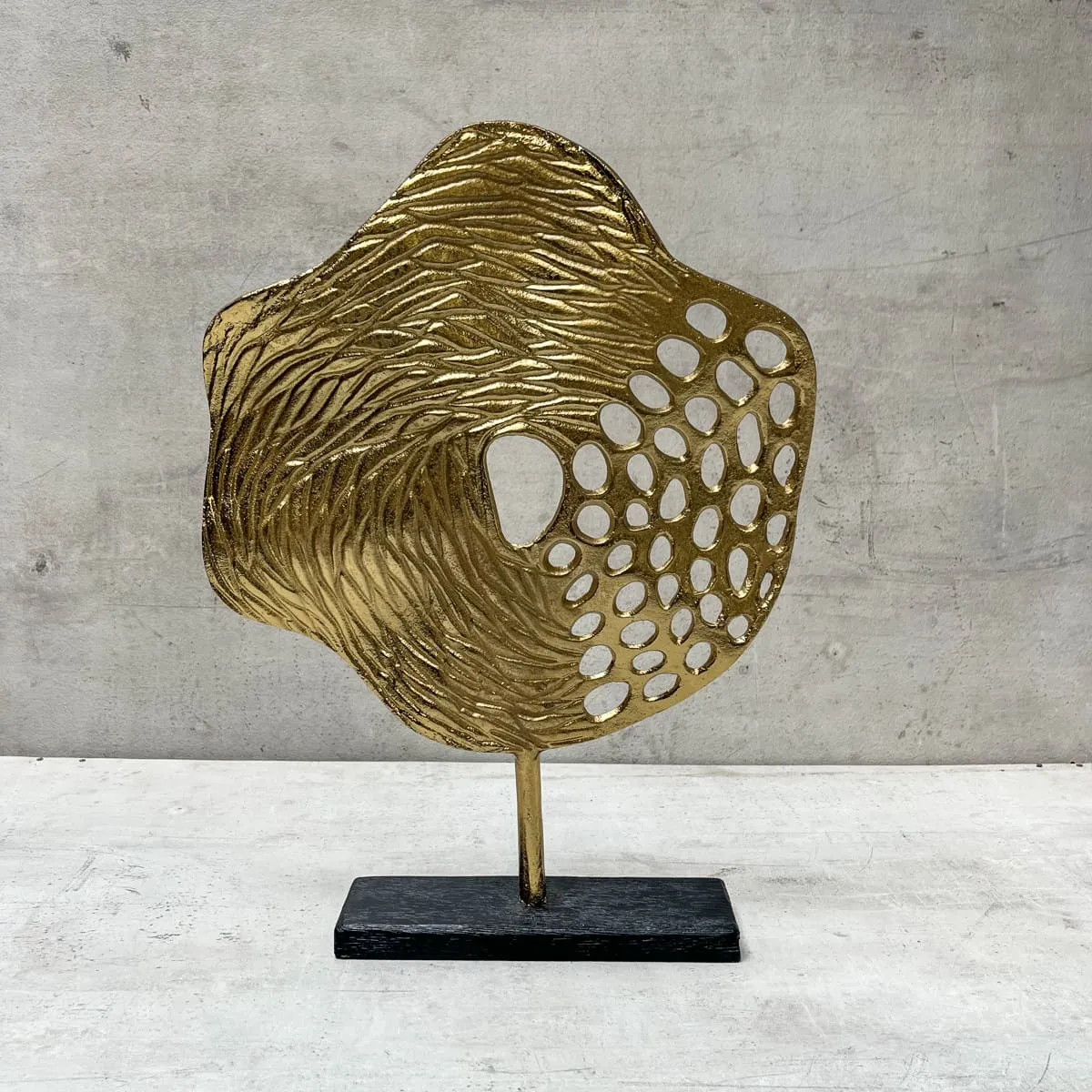 Edit House & Home-Home Artisan Ameline Modern Art Metal Sculpture
