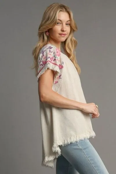 Hazel Blues® | Umgee Linen Round Neck High Low Hem Frayed Top