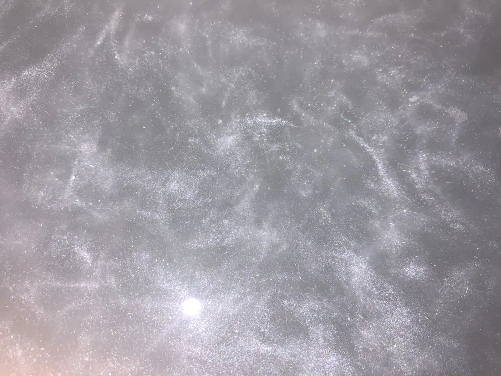 Hecate Luxury True Silver Metallic Bath Bomb with Single Use Soap
