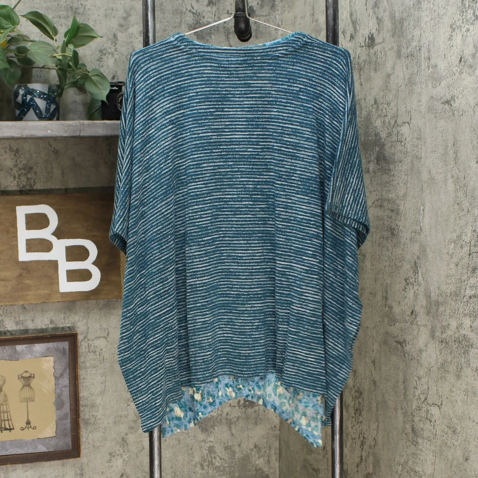 LOGO by Lori Goldstein Striated Knit Sweater Shrug and Tank Twinset
