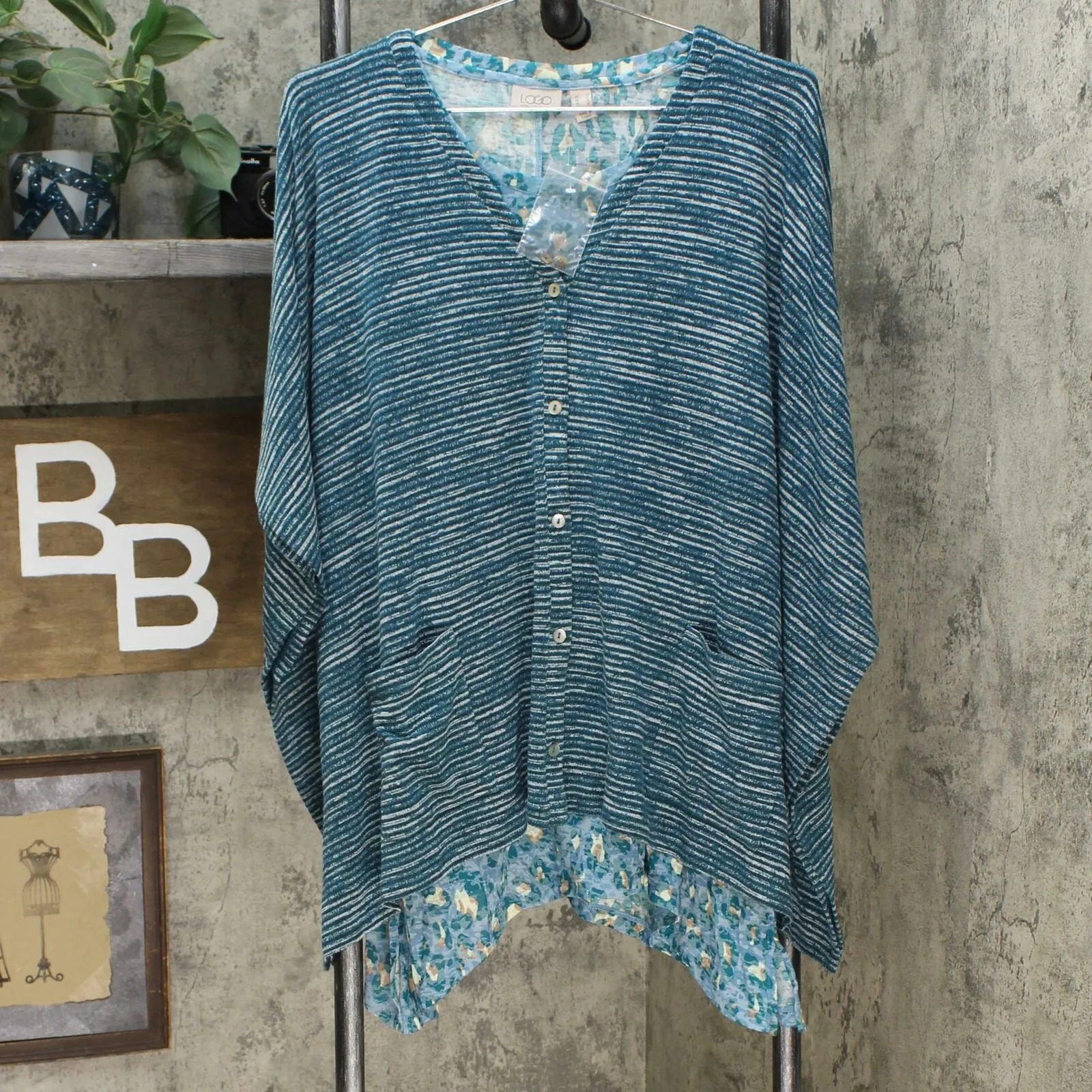 LOGO by Lori Goldstein Striated Knit Sweater Shrug and Tank Twinset
