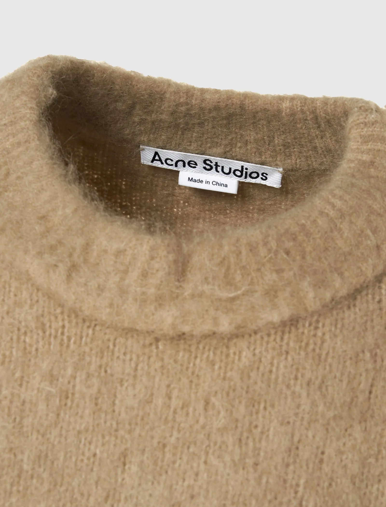 LONG SLEEVE KNIT TOP