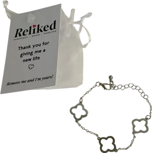 Metallic Silver Clover Design Bracelet