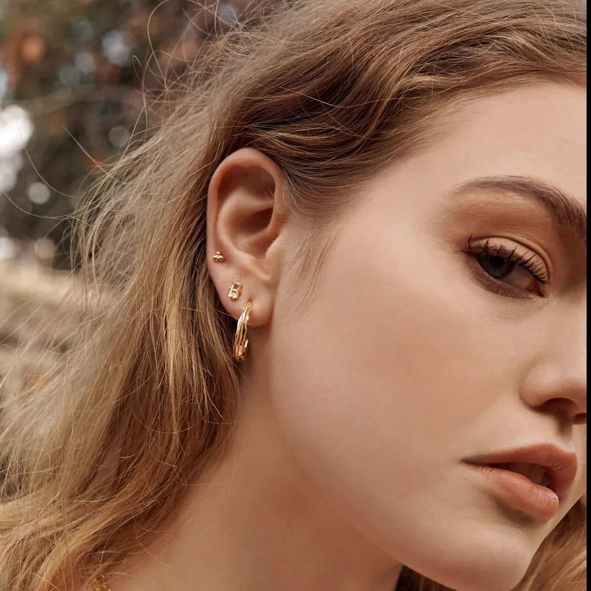 MURKANI Vintage Medium Hoops - Gold