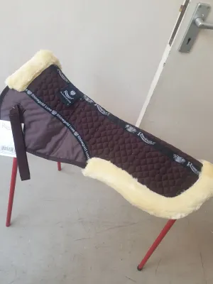 New Rhinegold luxe faux fur half pad FREE POSTAGE☆