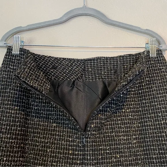 NWT Commense Pearl Button Split Elegant Midi Skirt Black. Size L