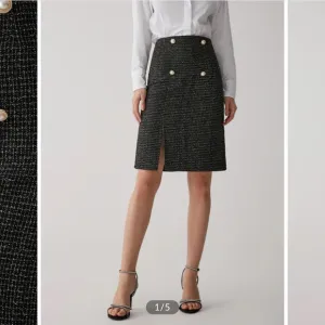 NWT Commense Pearl Button Split Elegant Midi Skirt Black. Size L