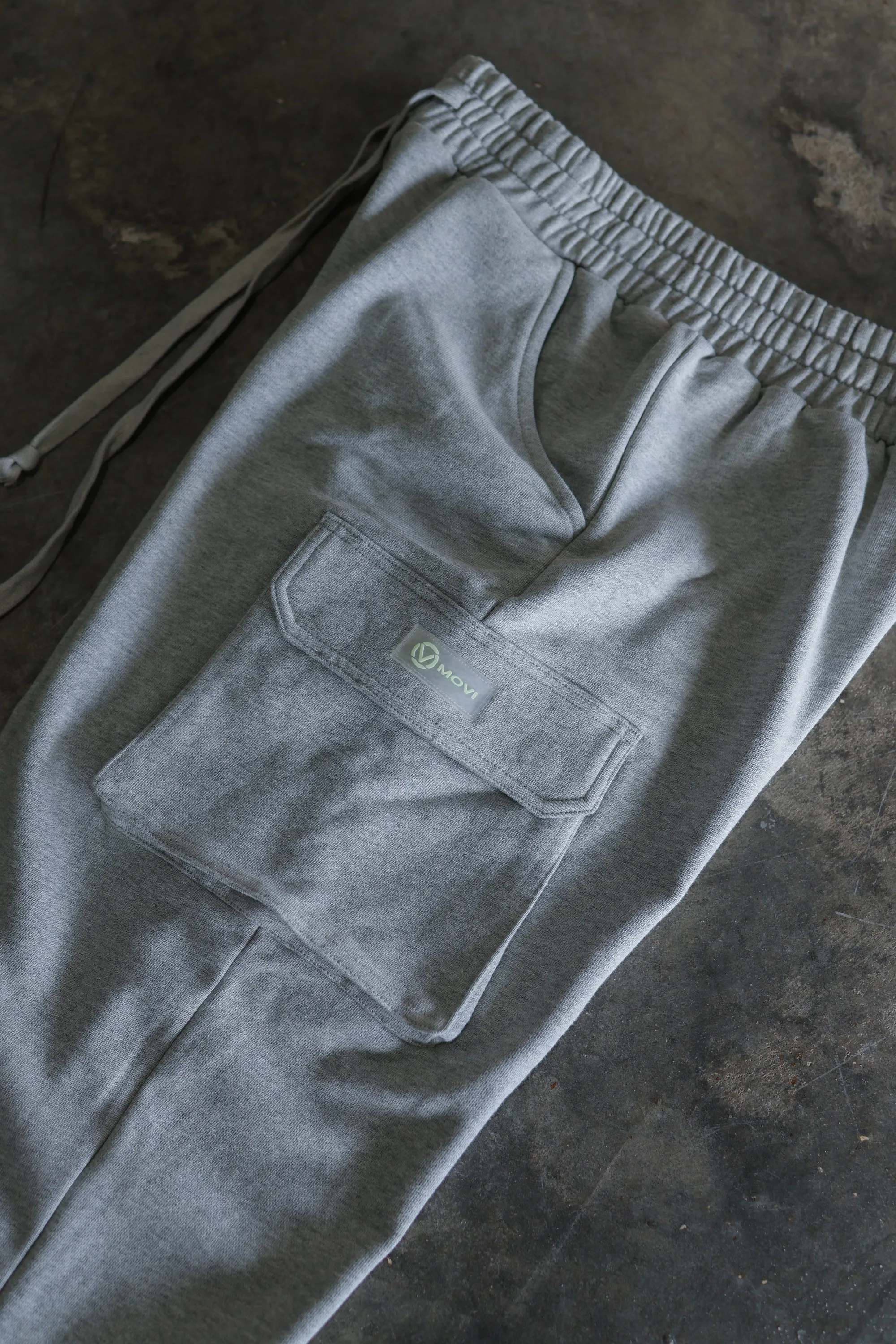 ORIGIN GLOW BAGGY CARGO SWEATS - ASH GRAY