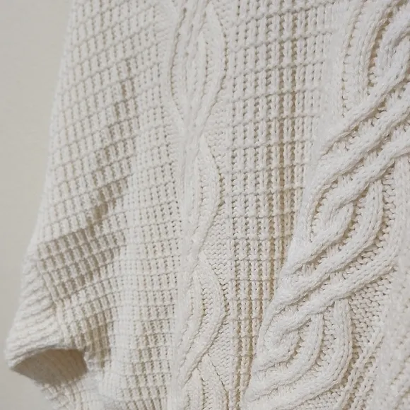 Pink Lily Cream Crew Neck Sweater with Knitted Texture