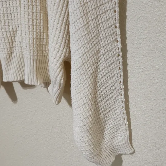 Pink Lily Cream Crew Neck Sweater with Knitted Texture