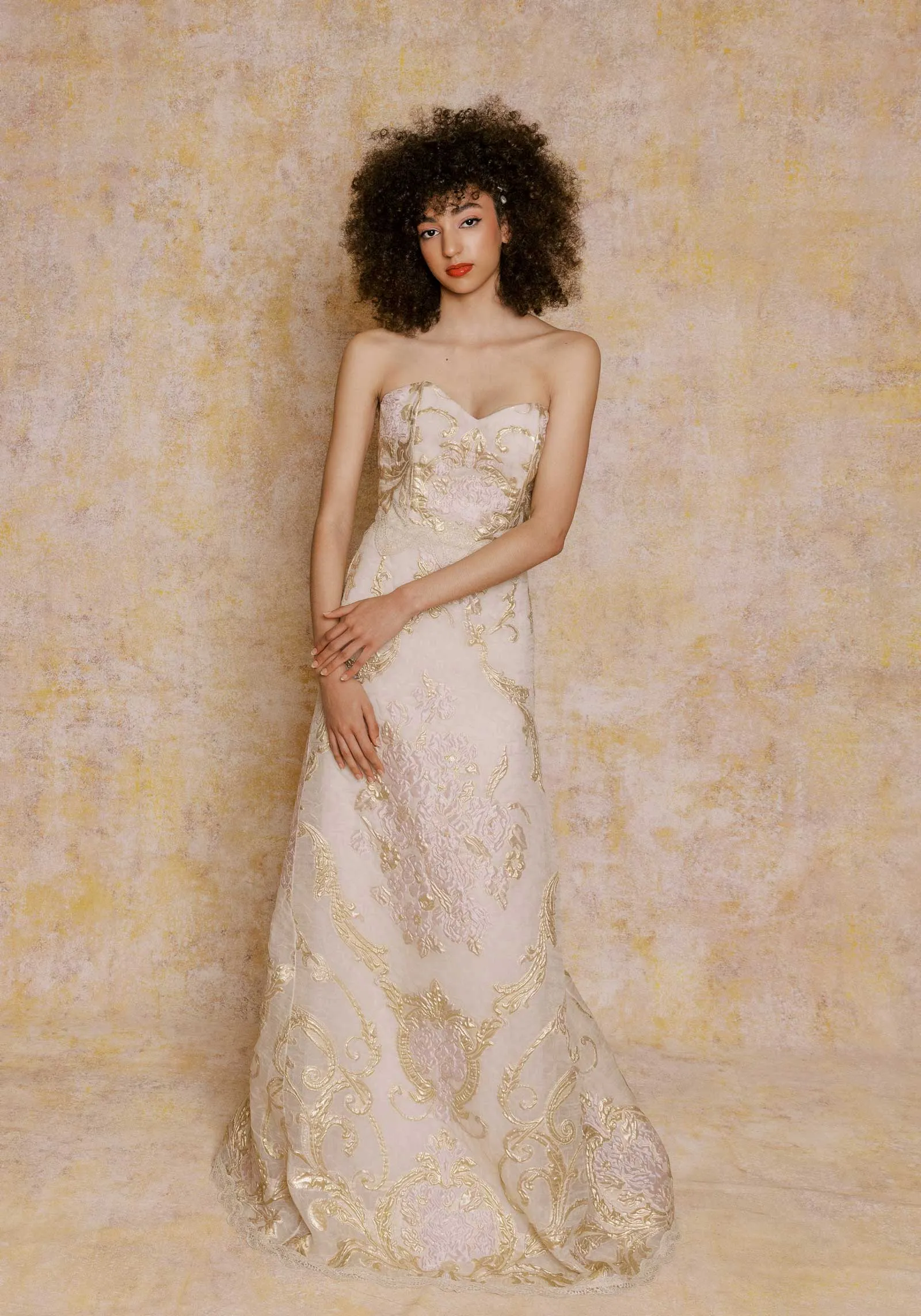 Reine Gown