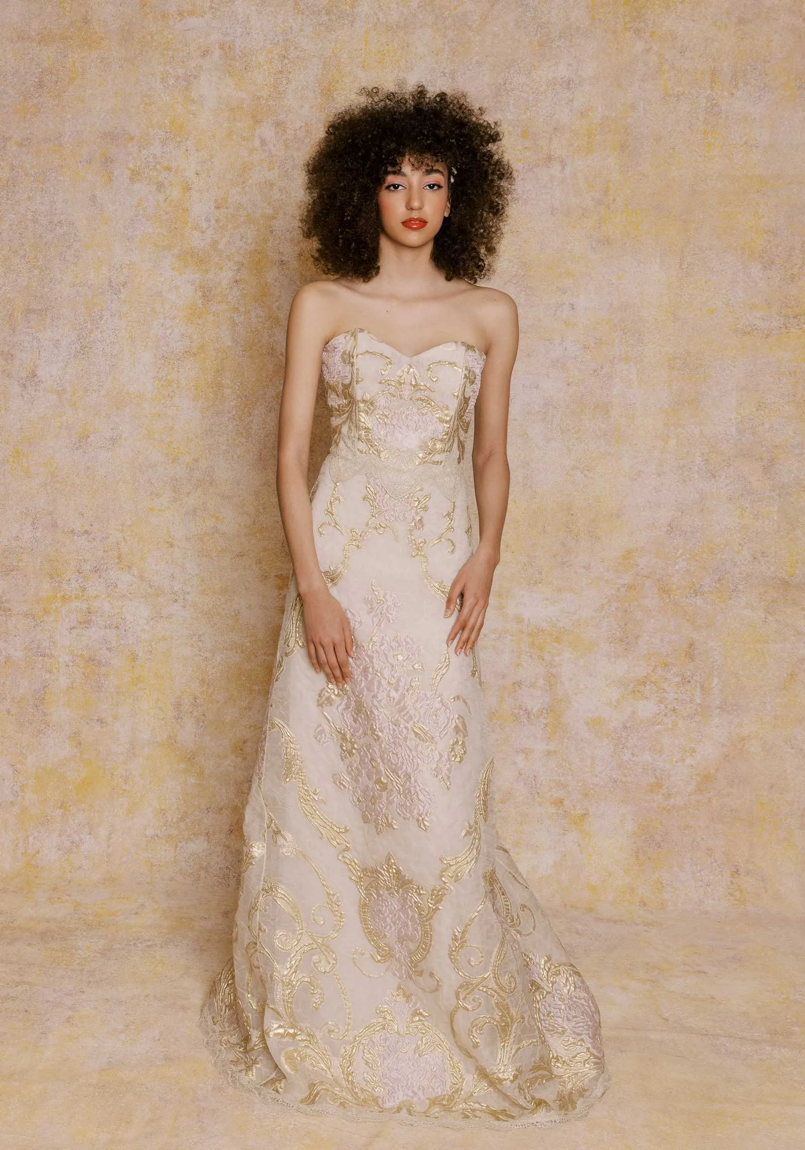Reine Gown