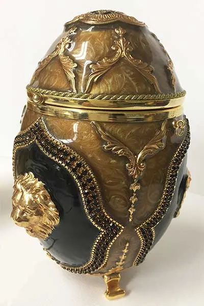Safari Gold Vintage Purse