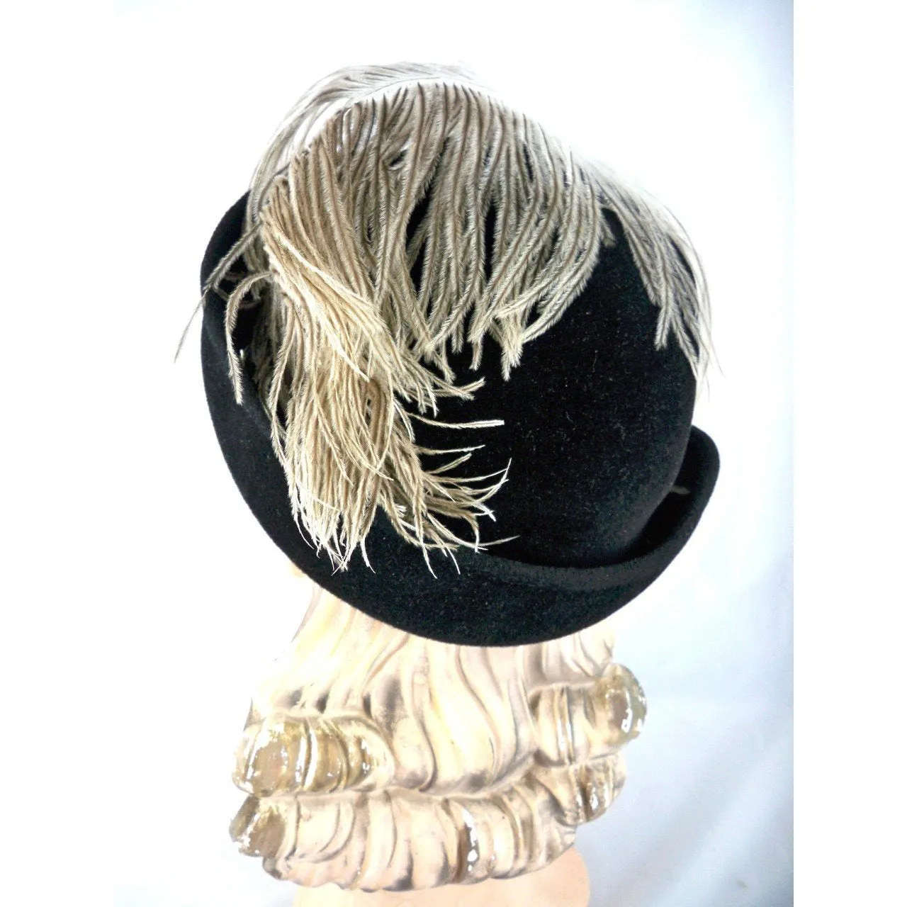 Stunning Vintage Ladies Black Hat w WHite Ostrich Feather Jack McConnell Boutique 1950s