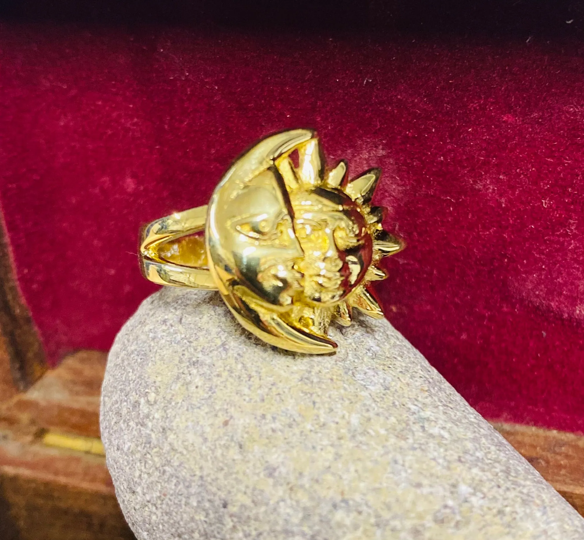 Sun and Moon Ring