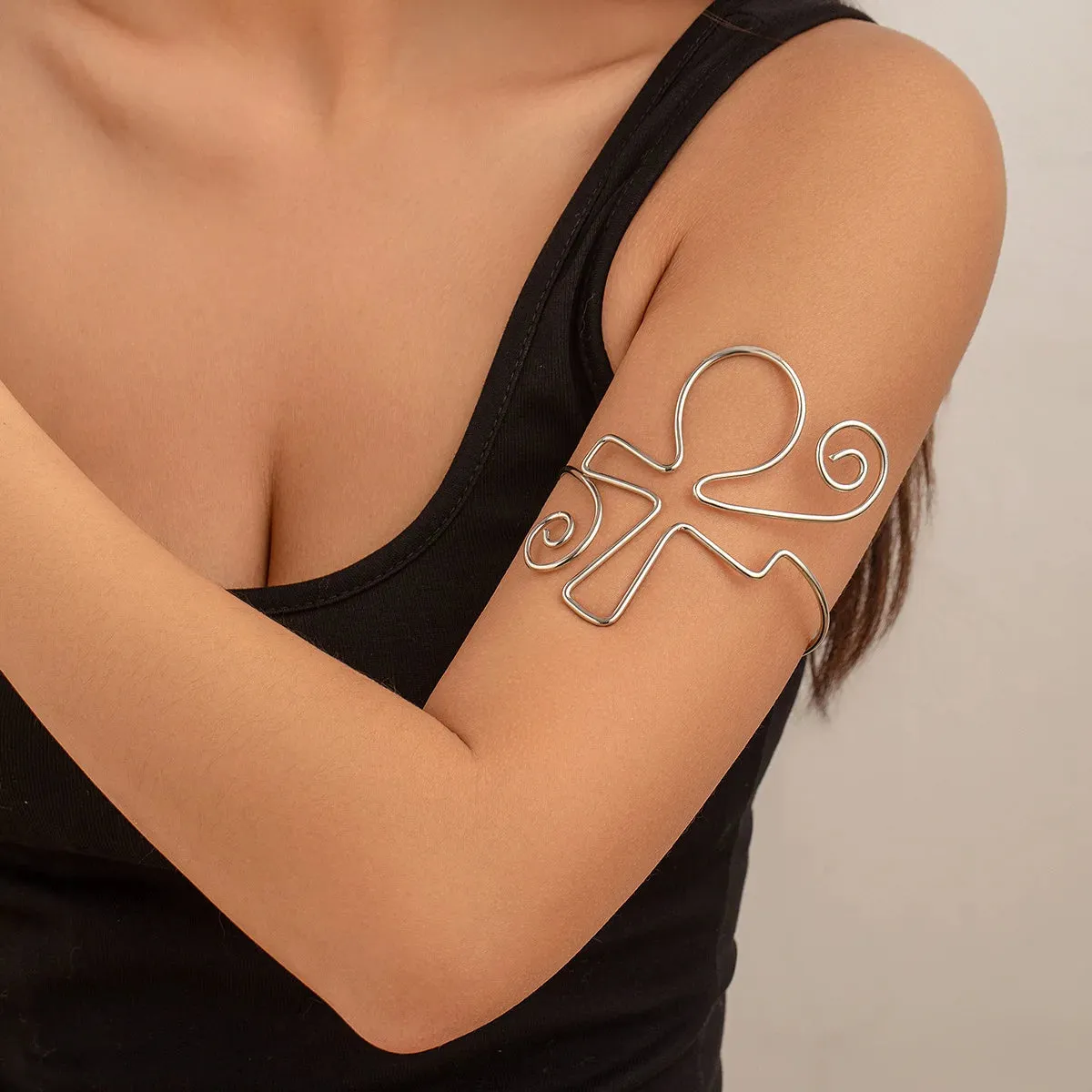Twisted Snake Exaggerated Irregular Entanglement Armband