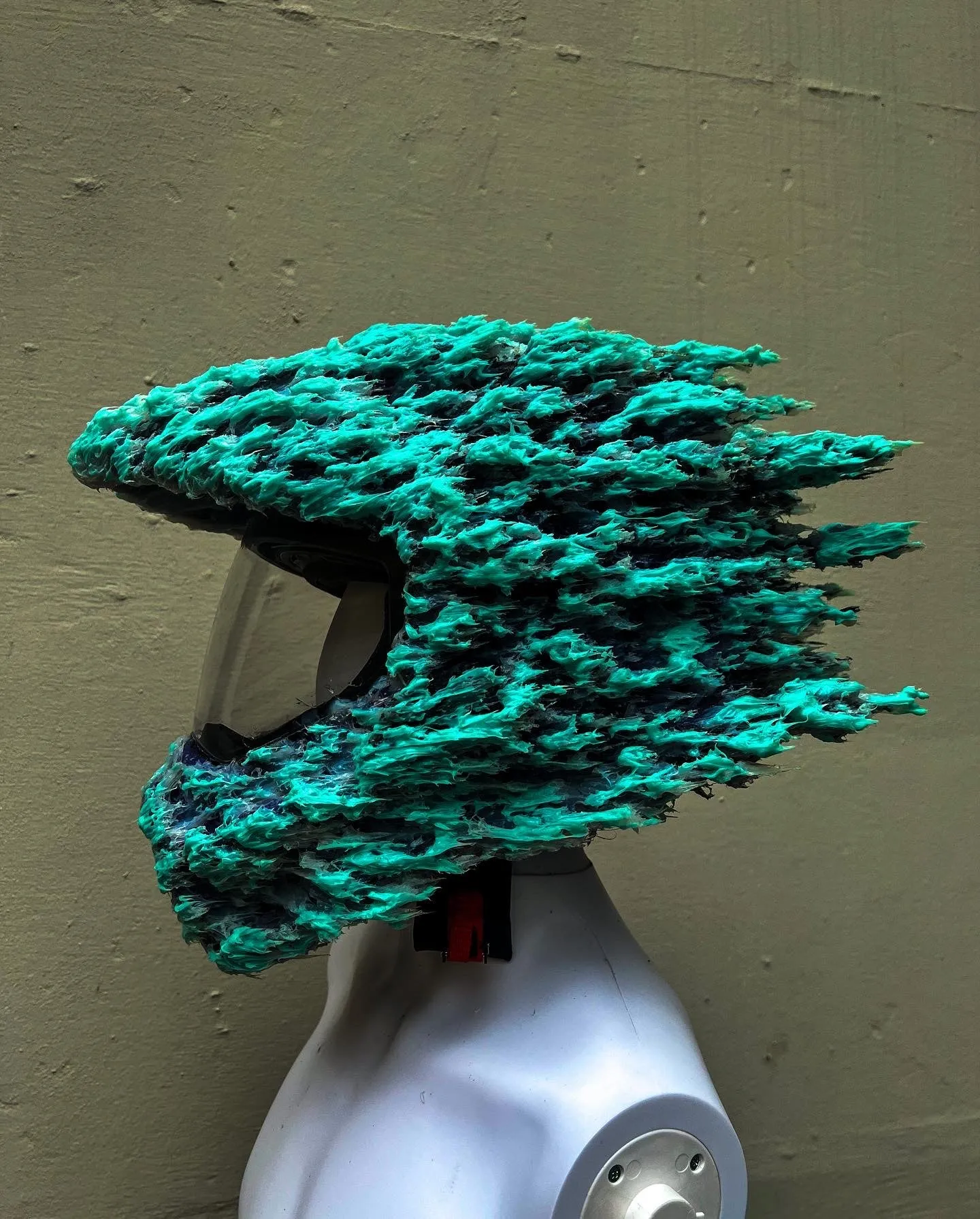 V3RNUM A47 Helmet