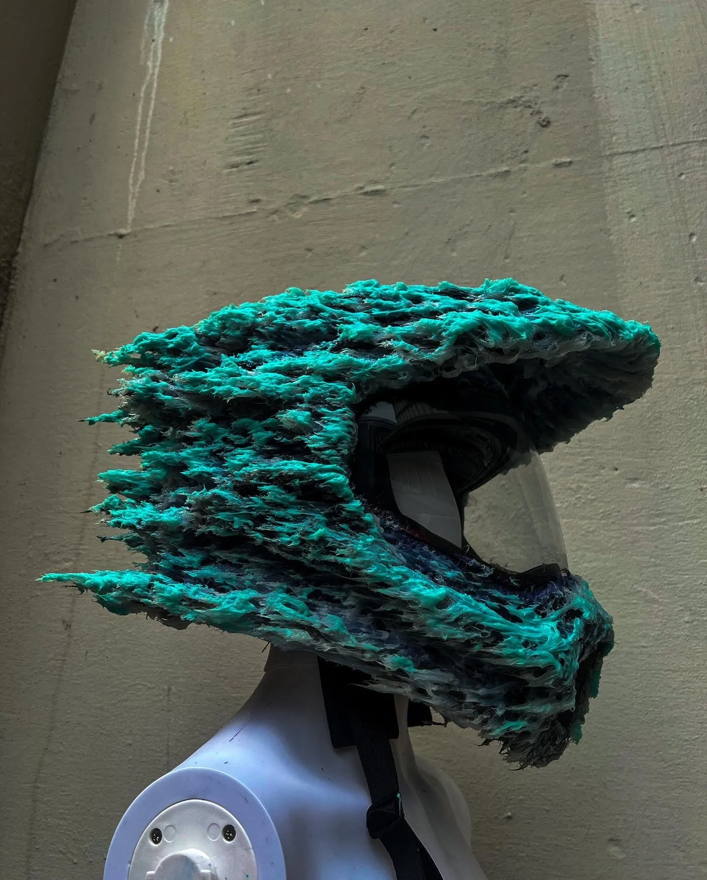 V3RNUM A47 Helmet
