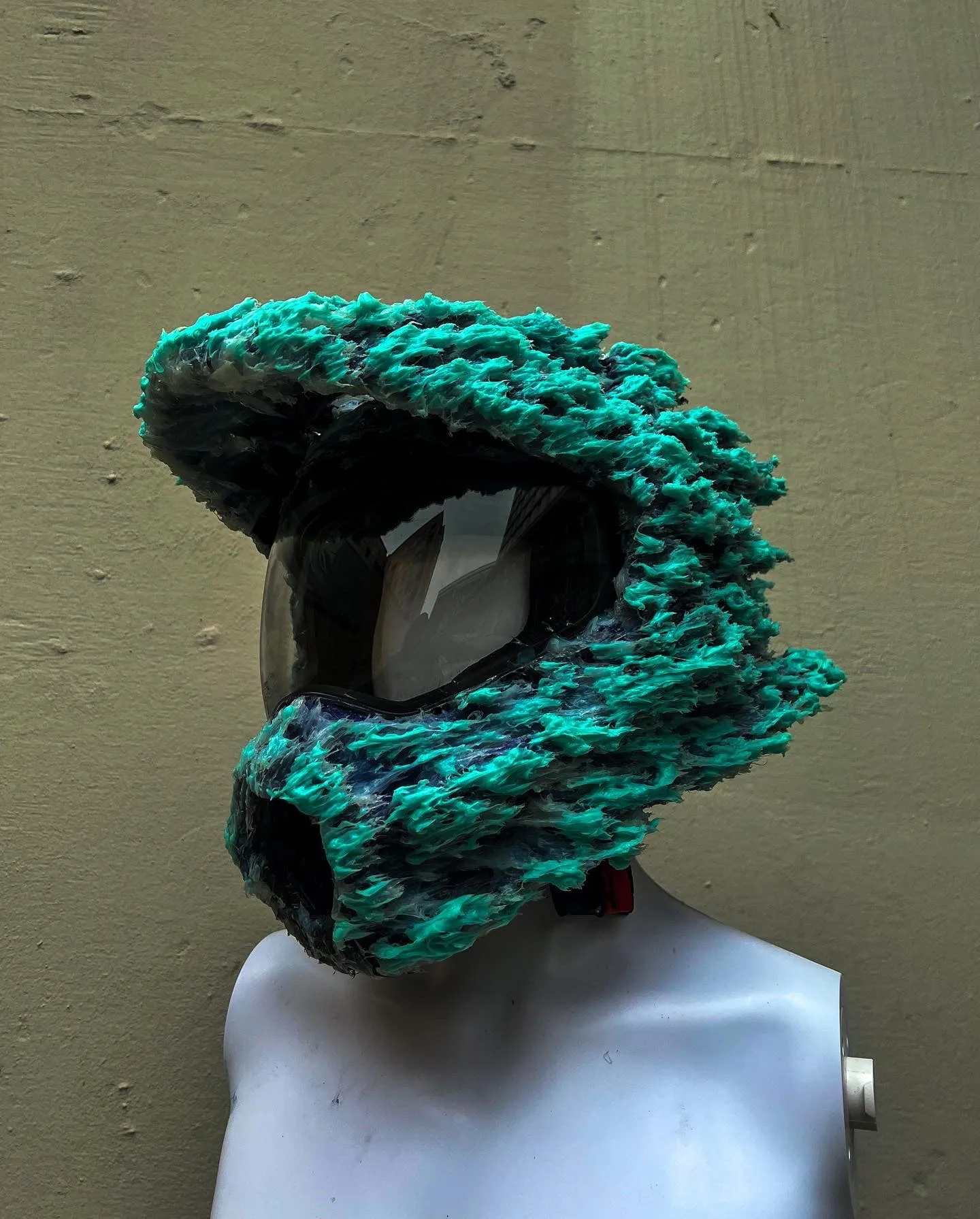 V3RNUM A47 Helmet