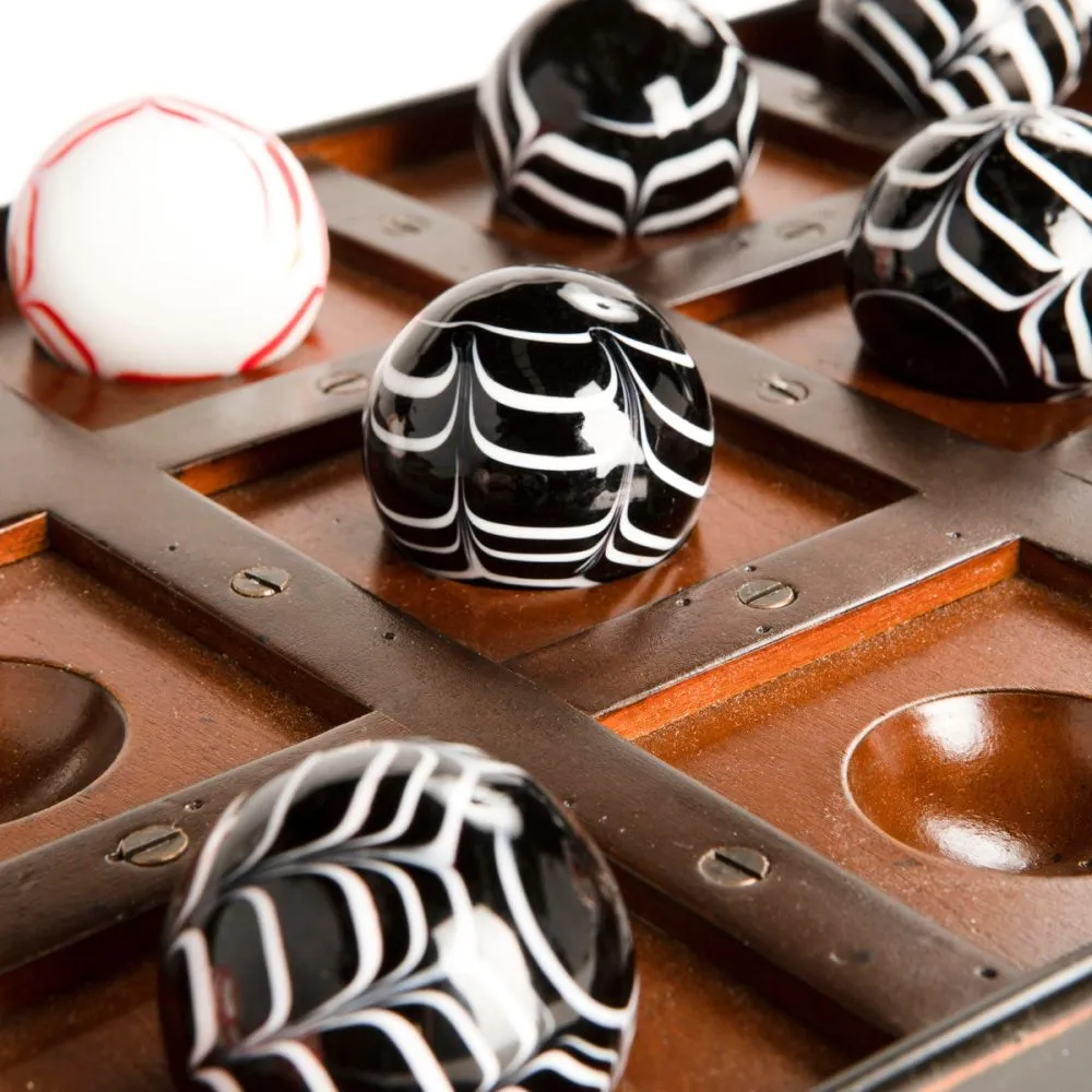 Venetian Tic-Tac-Toe