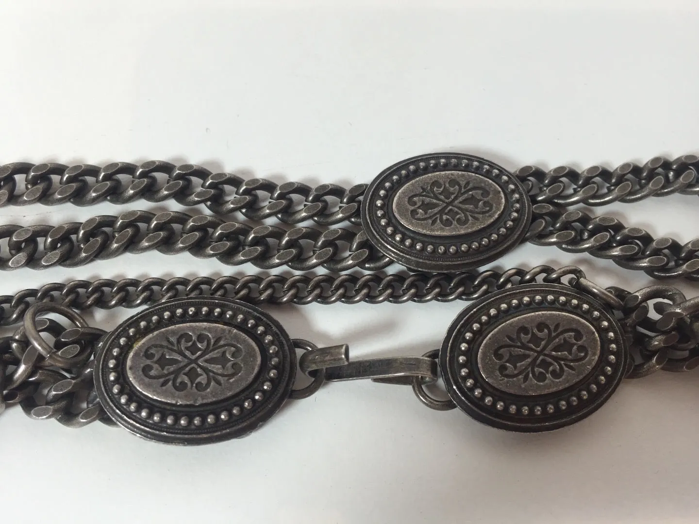 VINTAGE Distressed Metal Drape Chain Belt with Safety Catch