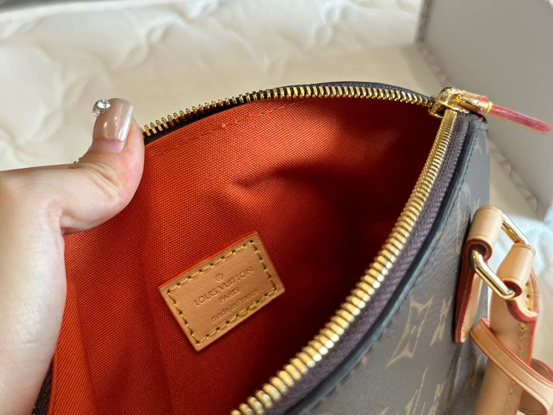 Vintage - Inspired Tote Bag