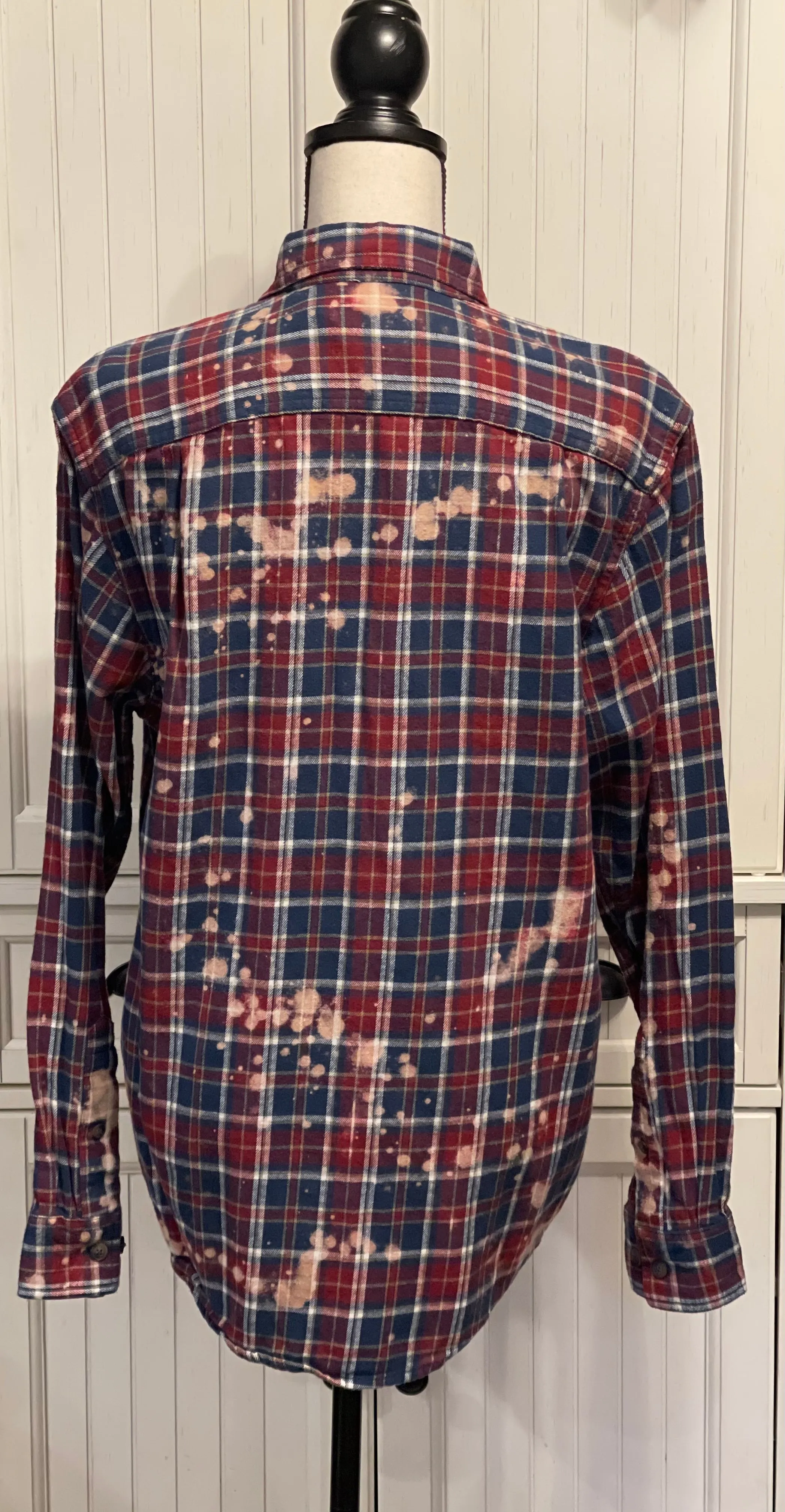 Wendy Distressed Flannel ~ Unisex Size Medium
