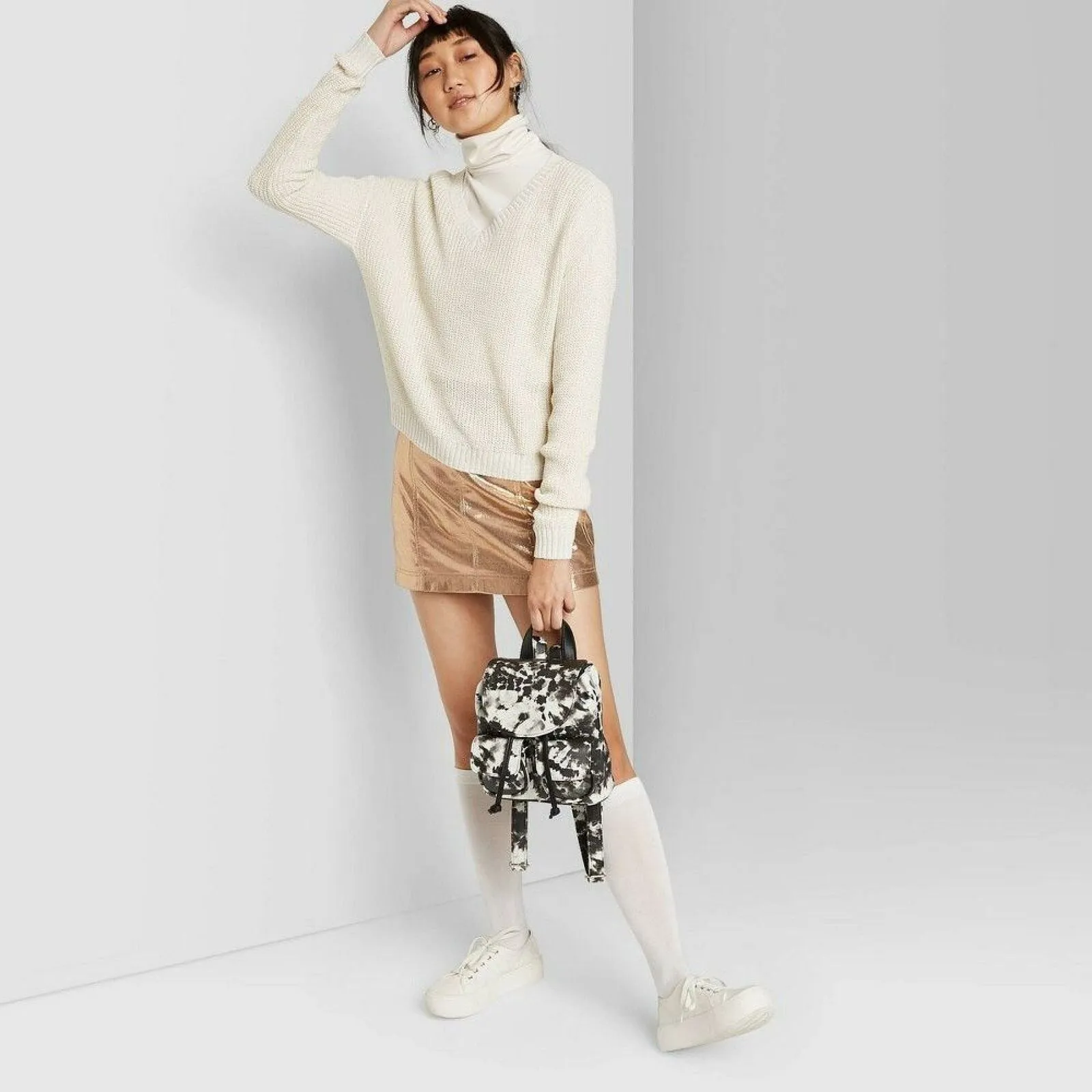 Wild Fable Women's V-Neck Cropped Sweater