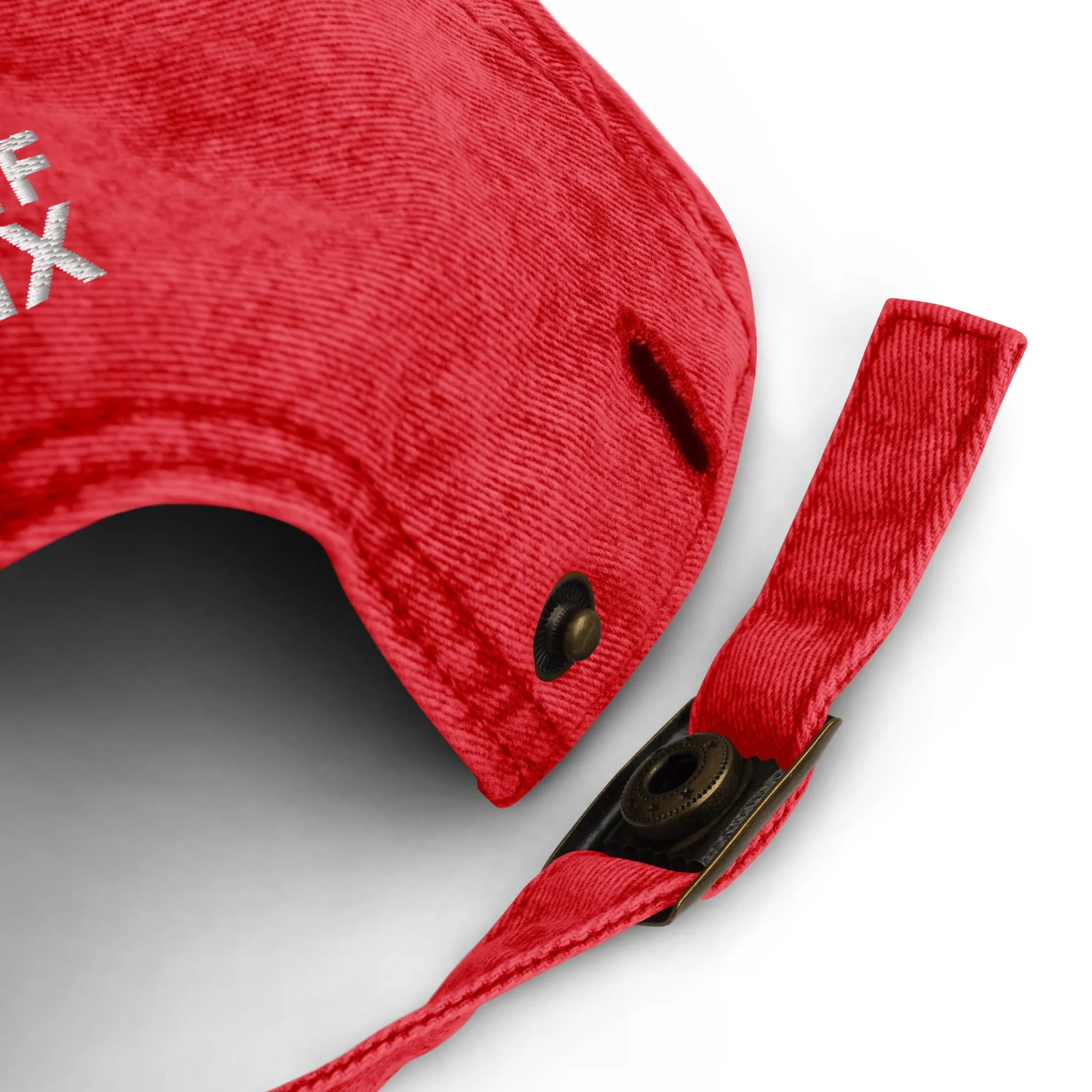XCLUSIF POETIX WHITE LOGO Vintage Cotton Twill Cap